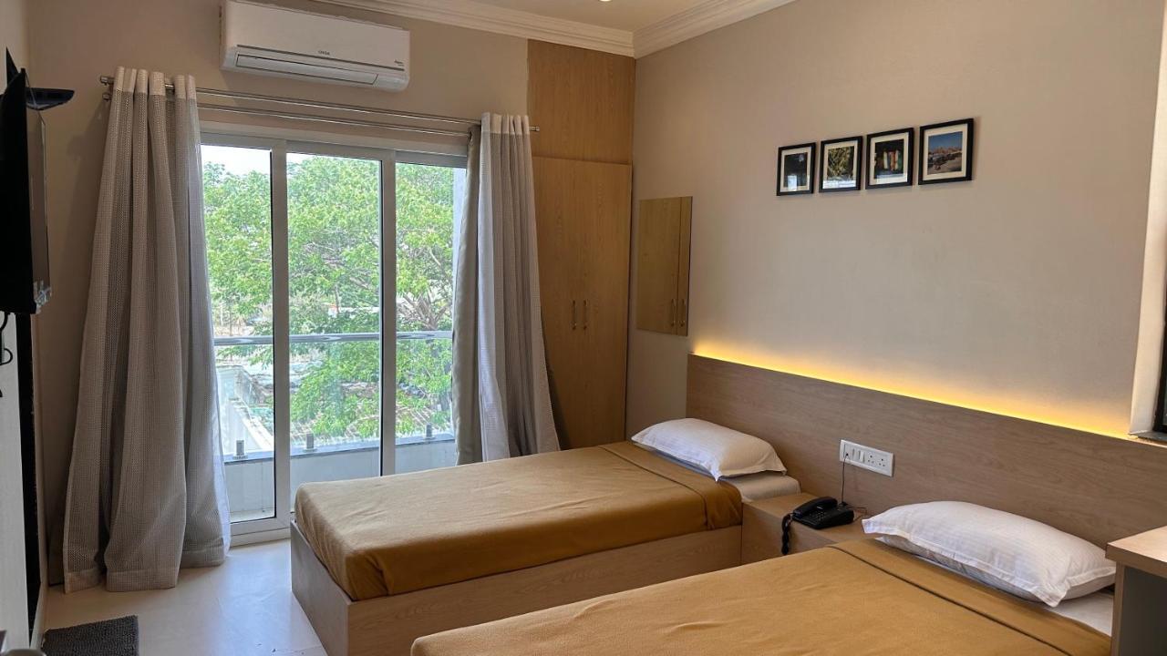 Hotel Unnati Aurangabad  Eksteriør bilde